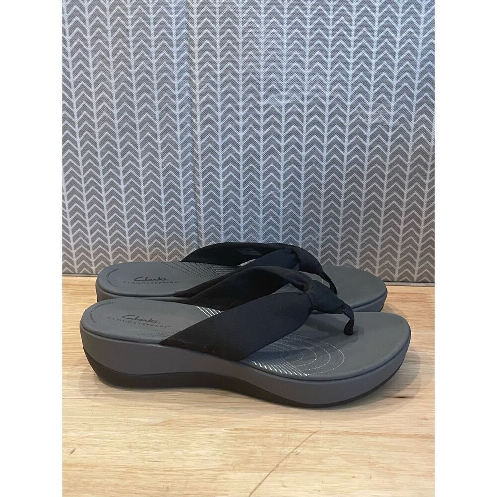 ✅Clarks Cloudsteppers Cushioned Flip Flops Women's 9 Gray Black Arla Kaylie